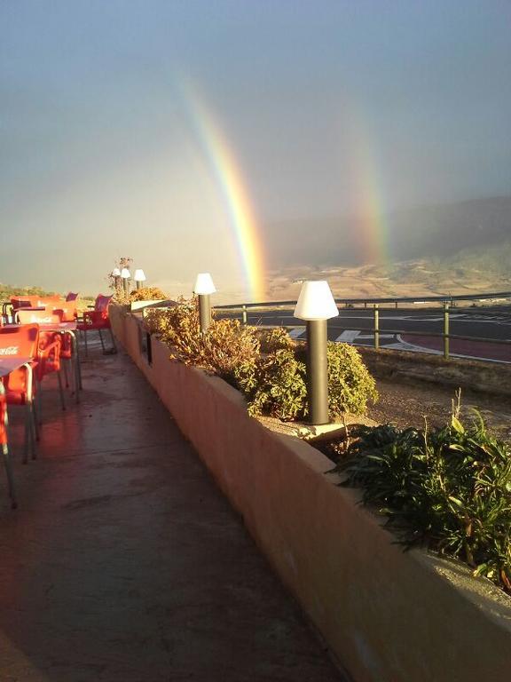 Hotel Restaurante Port D'Ажер Экстерьер фото